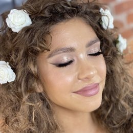 Makijaż ślubny, okolicznościowy, cery dojrzałej z dojazdem - Makijaż ślubny