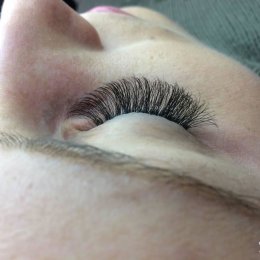 Przedłużanie i zagęszczanie rzęs 1:1 - Makijaż ślubny