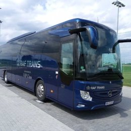 Wynajem autokarów, autobusów, busów, vanów i limuzyn - Wynajem busów