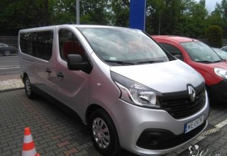 Bus 9 osób - Nowy Renault Trafic 2016