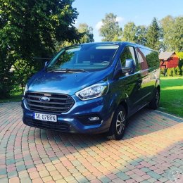 Wynajem Busów / Busa z kierowcą / Bez kierowcy - Ford Custom 9 osobowy - Wynajem busów