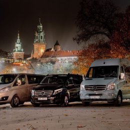 Legendary - przewóz osób busami - Wynajem busów