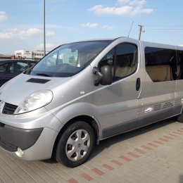 Wynajem BUS RENAULT TRAFFIC 9 os - Wynajem busów