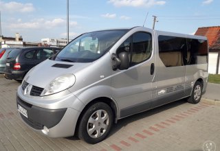 Wynajem BUS RENAULT TRAFFIC 9 os