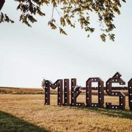 Drewniany napis  ‚,Miłość’’ - 120 cm - Dekoracje świetlne