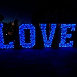 EventMagic - napis LOVE - Dekoracje świetlne
