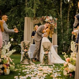 Dekoracje kwiatowe TALE OF US - Dekoracje sali