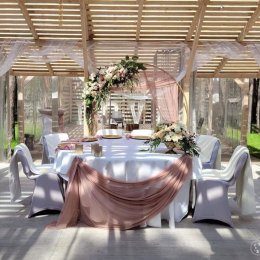 6 Szpilek - Pracownia Florystyczna - Dekoracje sali