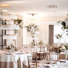 Pan Deco Hubert Iciek - Dekoracje sali