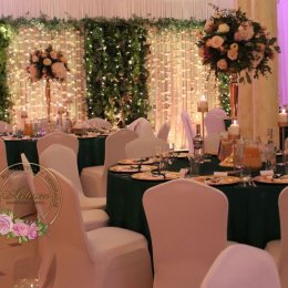 Małgorzata Kruzel    Studio Florystyczno Dekoratorskie Arteusz - Dekoracje sali