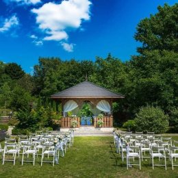 Kwiaciarnia Kwiatowy Zakątek - Dekoracje sali