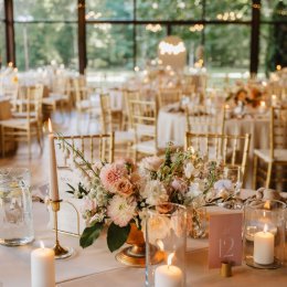 Jesteśmy Zaproszone na Wasze wesele! Tworzymy wymarzone dekoracje. - Dekoracje sali