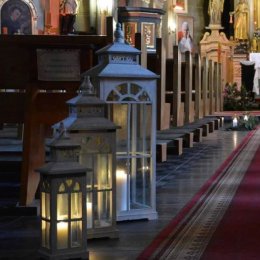 Latarnie drewniane, lampiony , dekoracja kościoła, dekoracje ślubne - Dekoracje sali