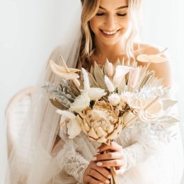 Kwiaty Wianki - florystyka - Dekoracje sali