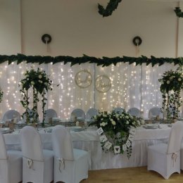 Ścianka weselna, tło dla Państwa Młodych - Dekoracje sali