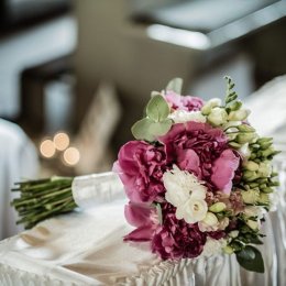 Pracownia Kreatyvna Dekoracje ślubne wystrój sal kościołów samochodów - Dekoracje sali