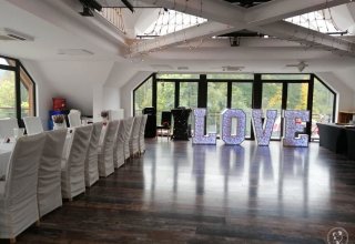 Moniadekoracje - dekoracje okolicznościowe