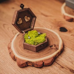 Rustykalne Aranżacje, wynajem ścianki oraz innych dekoracji - Dekoracje sali