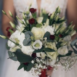 Florystyka ślubna. Dekoracja sali, kościoła, auta, bukiet ślubny - Dekoracje sali