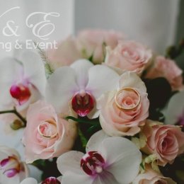 Dekoracje ślubne, napis MIŁOŚĆ,  wynajem dekoracji, biały dywan - Dekoracje sali