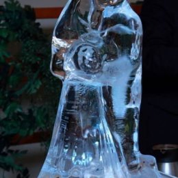 Rzeźby lodowe owocowe fontanna carving ślub - Dekoracje sali