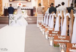 Dekoracje sal weselnych, kościołów, aut, bukiety