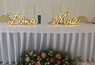 Napisy świetlne Mąż Żona