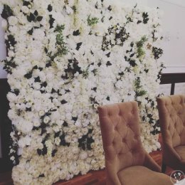 Ścianka kwiatowa - FlowerDesign - Dekoracje sali