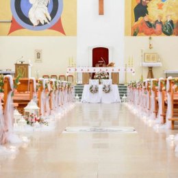 Cała w koronkach - dekoracje ślubne kościołów - Dekoracje sali