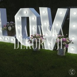 Dekoracje ślubne, napis LOVE, ścianka, dywany, bańki, dym - Dekoracje sali