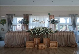 Kwiaciarnia Fantazja - oprawa florystyczna uroczystości