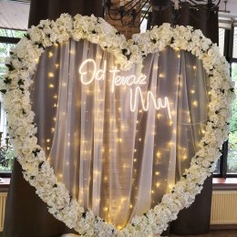Ścianka kwiatowa serce 260cm łuk ślubny za młodą parą Glamour Boho - Dekoracje sali