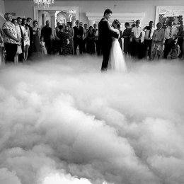 Ciężki dym/ Taniec w chmurach/ Fontanny iskier/ Pierwszy taniec - Dekoracje sali