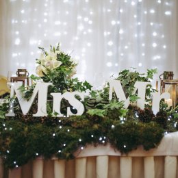 white bloosom decorations - Dekoracje sali