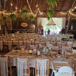 Folwark Wiązy - Sale weselne