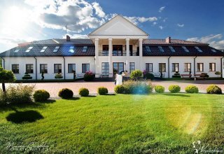 Centrum Rekreacyjno-Szkoleniowe Żawakol