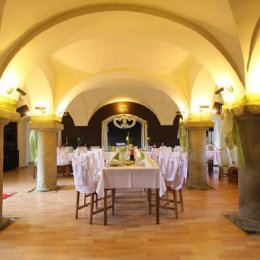 Restauracja Kredens - Sale weselne