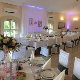 Pod Dębem - Sale weselne