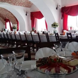 Pałac Biała Rawska - Sale weselne