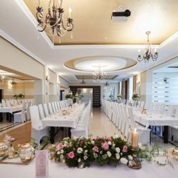 Różany Dwór Otfinów - Sale weselne