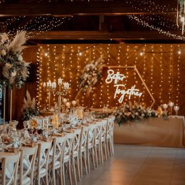 Rustykalne wesele w Gajówce pod Warszawą - Sale weselne