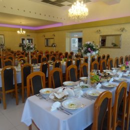 Restauracja - Gościniec nad Sawą Handzlówka - Sale weselne