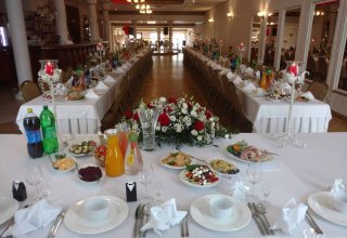 Hotel i Restauracja Bartis ***