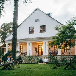 Dwór w Brzeznej - Sale weselne