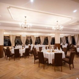 Mazurski Ośrodek Szych - Sale weselne