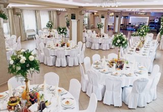 Hotel** Restauracja Alta