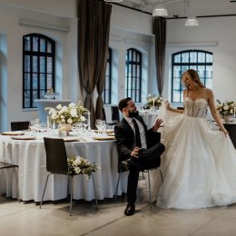 Fabryka Pełna Życia - Sale weselne