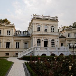 Pałac Chojnata - plenerowe wesele w nowym namiocie bankietowym - Sale weselne