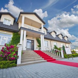 Dworek Wymysłów, Kije - Sale weselne