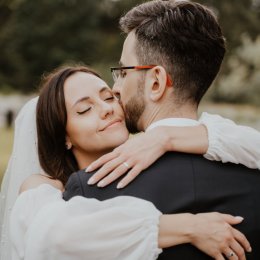 Dziewczyna z kreskami - fotografuję Wasze wspomnienia - Fotograf ślubny